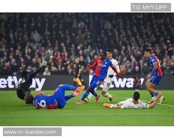 英超争夺激烈曼联仅差1分冲击前六席位