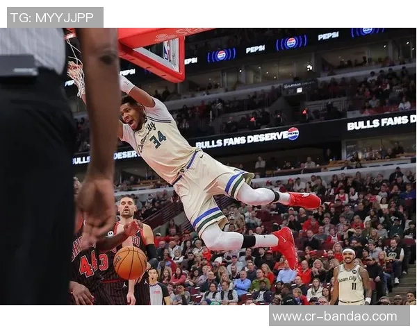 字母哥谈罗林斯的成长历程:13年NBA生涯中无队友能与之匹敌 字母哥谈罗林斯的成长历程:13年NBA生涯中无队友能与之匹敌