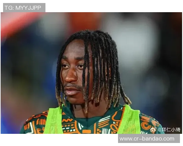 拜仁关注费耶诺德19岁边卫雷德视其为右后卫首选目标