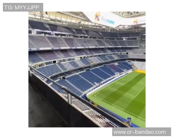 皇马伯纳乌看台巨型TIFO展现伟大精神迎战巴萨 皇马伯纳乌看台巨型TIFO展现伟大精神迎战巴萨