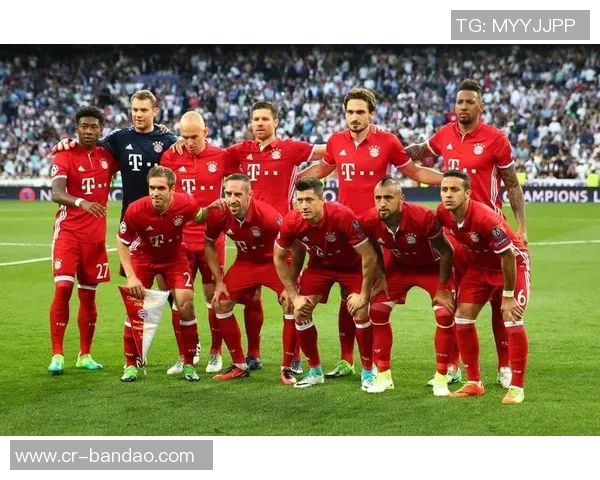 杰克逊头部明显突出拜仁首发图引发球迷热议