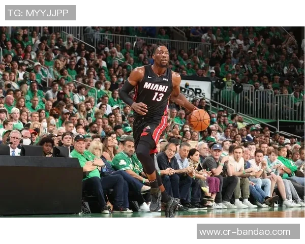 西蒙斯与豪泽交易阿德巴约绿军记者大胆提议引发热议 西蒙斯与豪泽交易阿德巴约绿军记者大胆提议引发热议